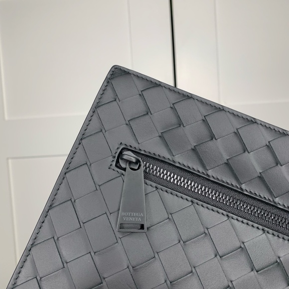 Bottega Veneta Intrecciato Leather Black Document CaseCondition: Brand new, neve - Picture 4 of 16